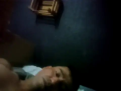 Snapshot of sanf8z chatting on March 12, 2026, 5:57 am sanf8z online show from March 12, 2026, 5:57 am