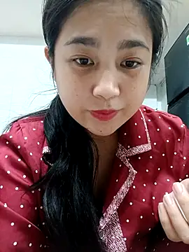 Snapshot of Minn-cute chatting on October 4, 2025, 6:55 am Minn-cute online show from October 4, 2025, 6:55 am