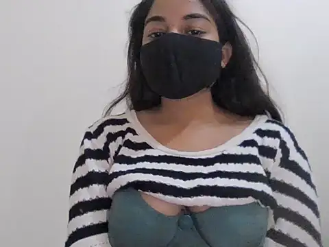 Little toy girl online show from February 20, 2026, 6:48 am