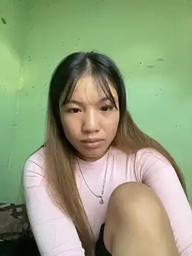 QueenLink online show from October 2, 2025, 9:49 am