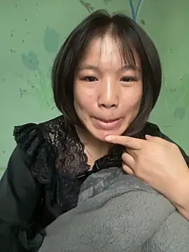 QueenLink online show from November 1, 2025, 2:24 am