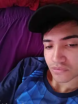 Snapshot of novinho_safado__ chatting on April 8, 2026, 2:17 pm novinho safado online show from April 8, 2026, 2:17 pm