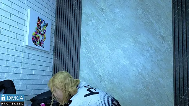 nena cupcake  online show from January 10, 2026, 11:23 am