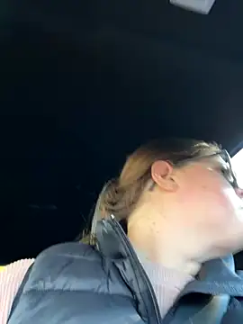 Snapshot of hornykitty1210 chatting on November 4, 2025, 3:11 pm hornykitty1210 online show from November 4, 2025, 3:11 pm