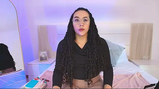 alehia cute online show from February 7, 2026, 8:56 pm