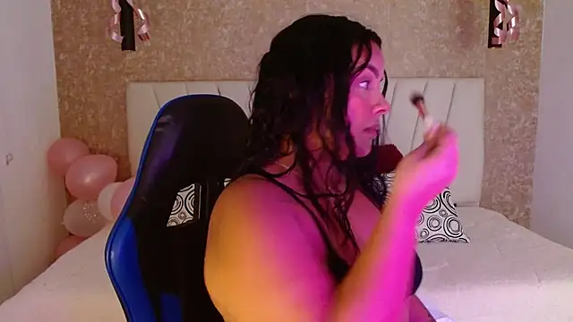 Snapshot of Amaranta_carey chatting on October 7, 2025, 11:46 pm Amaranta carey online show from October 7, 2025, 11:46 pm