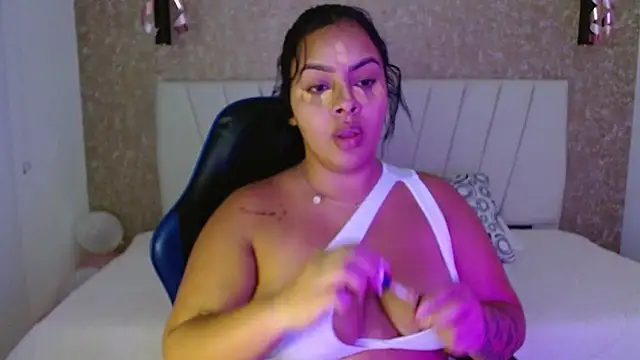 Snapshot of Amaranta_carey chatting on October 10, 2025, 11:26 pm Amaranta carey online show from October 10, 2025, 11:26 pm