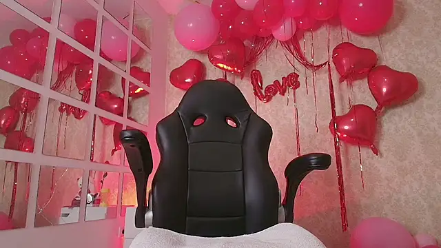 MorenaLush Eup online show from February 14, 2026, 12:51 am