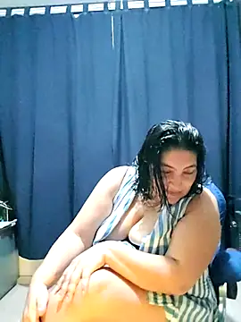 lina maria99 online show from November 4, 2025, 1:16 am