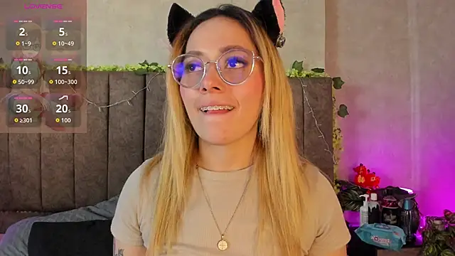 Snapshot of LanaMills_ chatting on February 21, 2026, 6:03 am LanaMills online show from February 21, 2026, 6:03 am