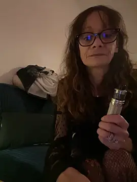 Chris06d22xh online show from November 21, 2025, 11:03 pm