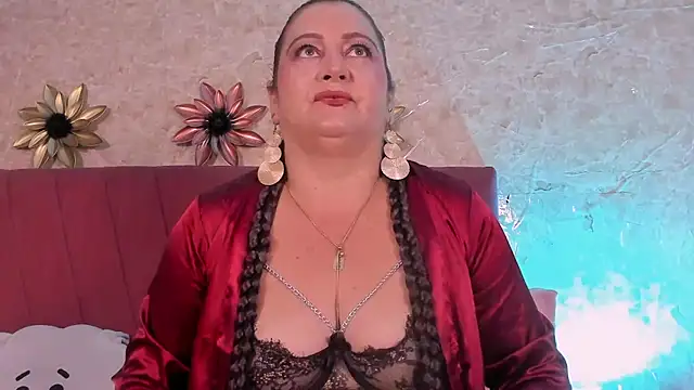 Snapshot of PalomaLombardi chatting on November 27, 2025, 8:11 pm PalomaLombardi online show from November 27, 2025, 8:11 pm