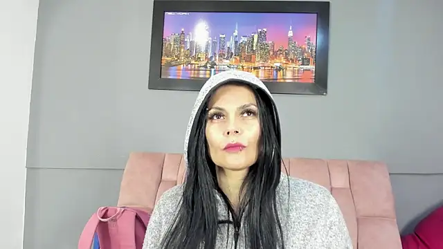 CharlotteCottin online show from May 13, 2026, 11:07 am