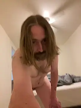 Snapshot of DaddyLuvsItDirty chatting on April 22, 2026, 8:21 pm DaddyLuvsItDirty online show from April 22, 2026, 8:21 pm