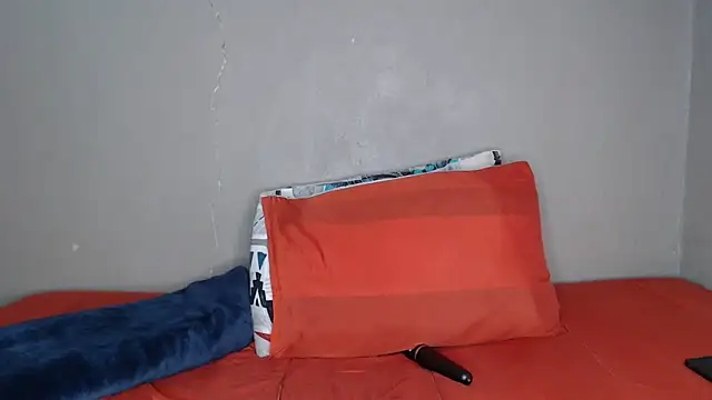 Lunalee online show from March 3, 2026, 9:26 am