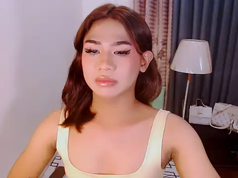 Snapshot of asianlatina69 chatting on September 10, 2025, 9:42 am asianlatina69 online show from September 10, 2025, 9:42 am