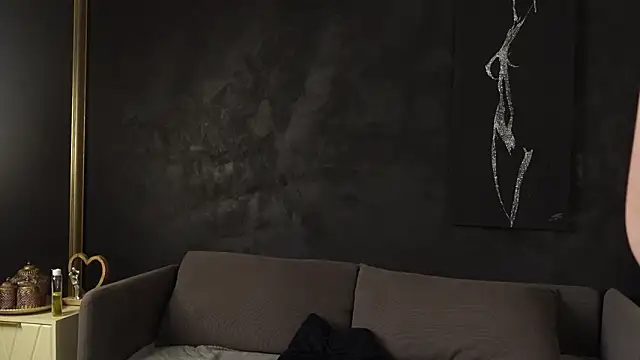 PeachyPixiee online show from March 30, 2026, 5:41 am