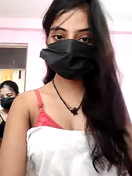 Hot-komall online show from September 24, 2025, 5:00 am