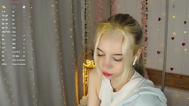 JaymieVigen online show from March 6, 2026, 3:25 am