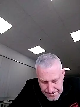 Hisnimin online show from April 27, 2026, 11:47 pm