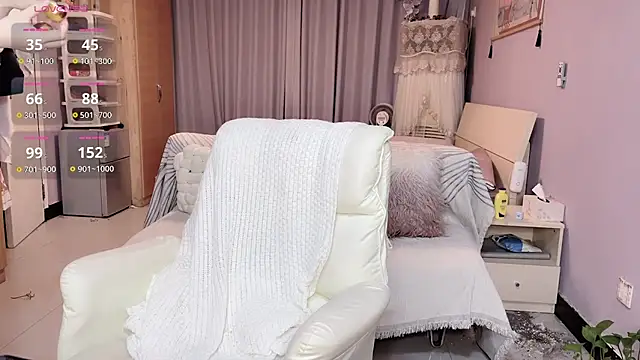 Y2Luvk online show from September 26, 2025, 11:09 pm