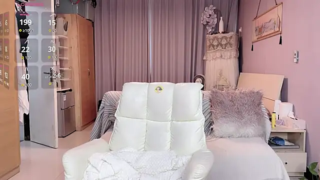 Y2Luvk online show from October 2, 2025, 10:50 pm