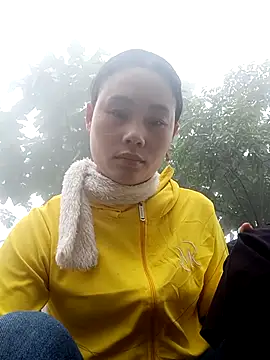 Snapshot of Ruaiuoi chatting on February 9, 2026, 1:42 am Ruaiuoi online show from February 9, 2026, 1:42 am