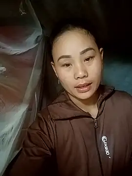 Snapshot of Ruaiuoi chatting on February 20, 2026, 10:32 pm Ruaiuoi online show from February 20, 2026, 10:32 pm