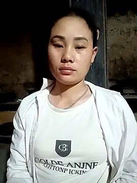 Snapshot of Ruaiuoi chatting on March 4, 2026, 10:16 pm Ruaiuoi online show from March 4, 2026, 10:16 pm