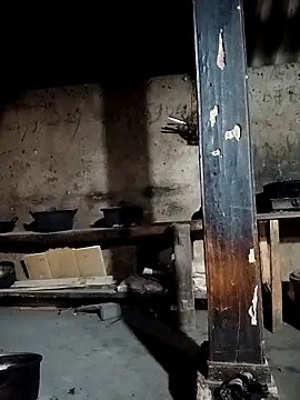 Snapshot of Ruaiuoi chatting on March 11, 2026, 9:54 pm Ruaiuoi online show from March 11, 2026, 9:54 pm