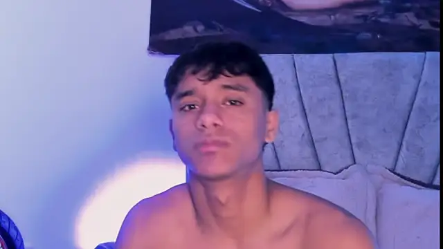 Snapshot of ZYZZ1312 chatting on October 28, 2025, 6:54 pm ZYZZ1312 online show from October 28, 2025, 6:54 pm