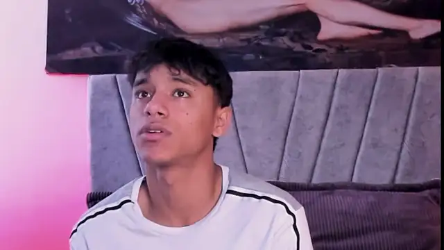 Snapshot of ZYZZ1312 chatting on November 6, 2025, 4:08 pm ZYZZ1312 online show from November 6, 2025, 4:08 pm