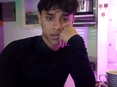 Snapshot of ZYZZ1312 chatting on January 7, 2026, 7:38 pm ZYZZ1312 online show from January 7, 2026, 7:38 pm