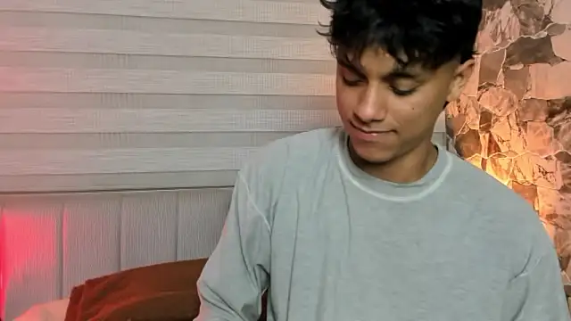 Snapshot of ZYZZ1312 chatting on February 17, 2026, 3:47 am ZYZZ1312 online show from February 17, 2026, 3:47 am