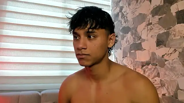 Snapshot of ZYZZ1312 chatting on February 23, 2026, 7:00 pm ZYZZ1312 online show from February 23, 2026, 7:00 pm