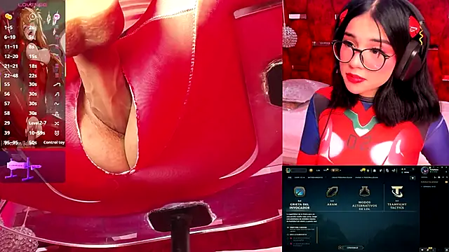 AriAddams online show from September 22, 2025, 10:01 pm