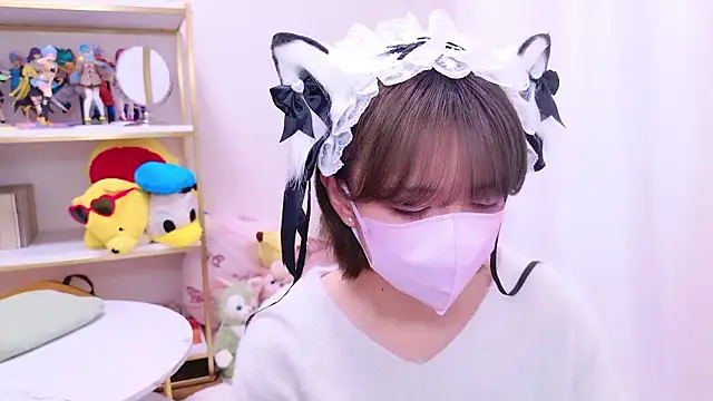 Snapshot of Azusa_DoMybest chatting on November 9, 2025, 4:11 am Azusa DoMybest online show from November 9, 2025, 4:11 am