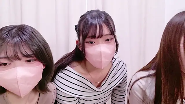 Snapshot of Azusa_DoMybest chatting on January 12, 2026, 4:29 am Azusa DoMybest online show from January 12, 2026, 4:29 am