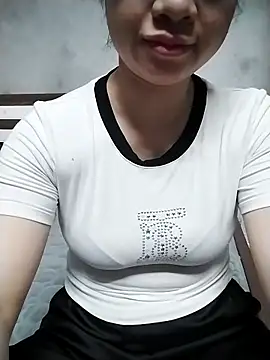 Mie rose online show from February 16, 2026, 7:15 am