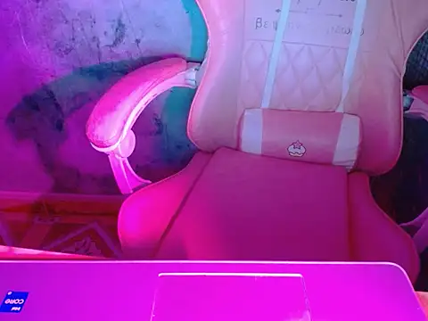 ahoa Tk online show from October 29, 2025, 8:54 pm