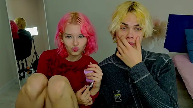 Bonnie And C1yde online show from October 20, 2025, 5:13 pm