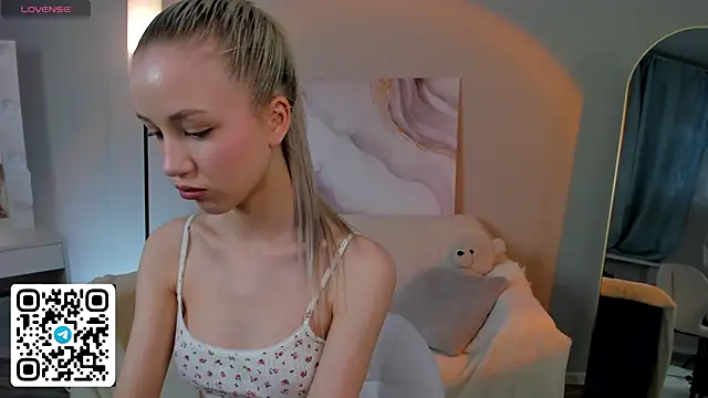 Anellyball online show from February 18, 2026, 10:44 am