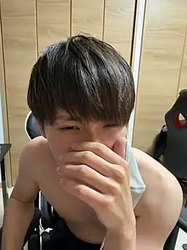 jiji9253 online show from April 11, 2026, 1:15 pm