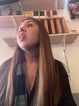 Sara-cooper2 online show from September 13, 2025, 5:24 pm