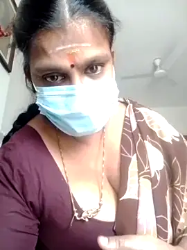 Snapshot of Tamilkeerthi chatting on February 5, 2026, 9:14 am Tamilkeerthi online show from February 5, 2026, 9:14 am