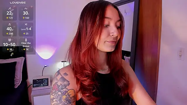 Isis-Blaze online show from December 14, 2025, 11:48 am