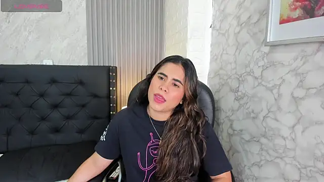 Snapshot of alicy__torres chatting on May 22, 2026, 12:33 pm alicy torres online show from May 22, 2026, 12:33 pm