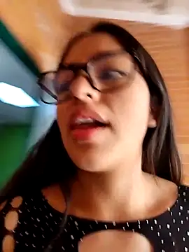 Goddesscut333 online show from November 14, 2025, 6:28 pm