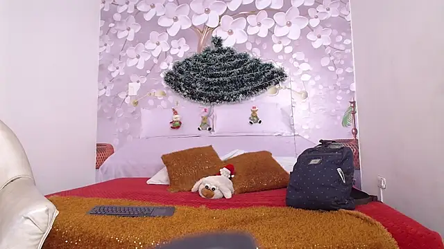 tammy 02  online show from December 15, 2025, 1:15 pm