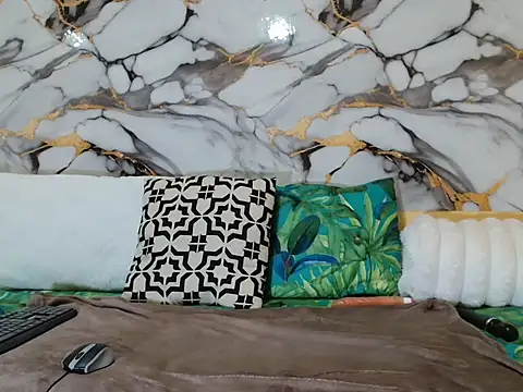 BrownSugarX02 online show from April 11, 2026, 1:04 pm